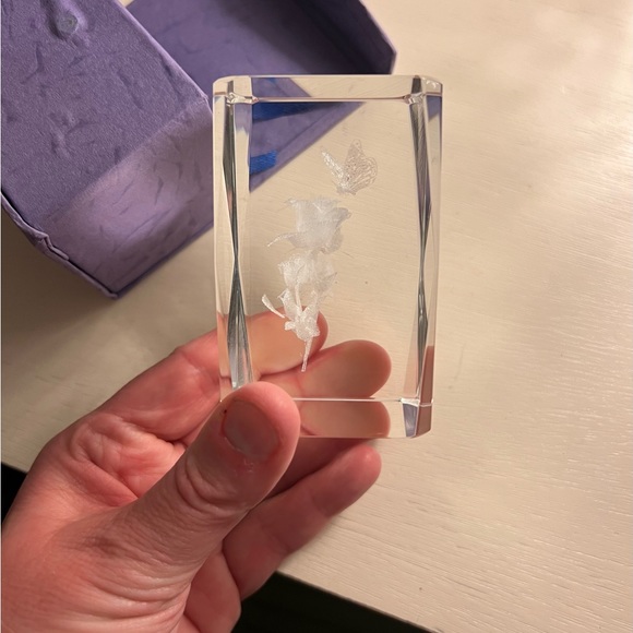 Sale!!!  Etched Butterfly to a Rose Crystal—New in Box! - Picture 2 of 6